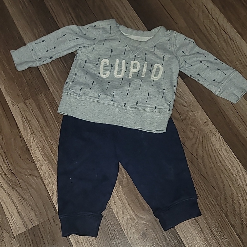 Cupid 2pc Set Jogger/ Sweatsuit Size 6~12 MO  Unisex Read Below
